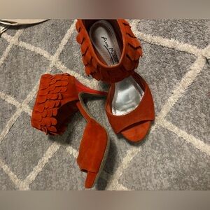 Anne Michelle Orange Fringe Heels
OFFERS WELCOME 🤗